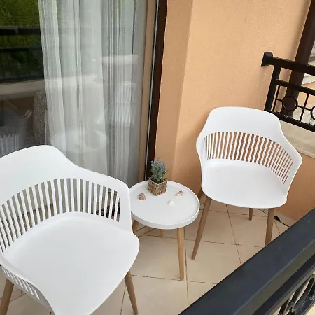 Apartment Summer Sunrise In Green Life Sozopol 아파트호텔 소조폴